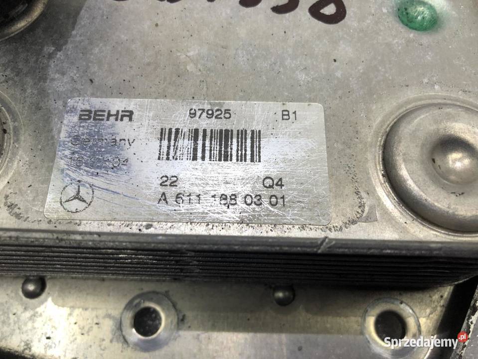 CHŁODNICA OLEJU MERCEDES VITO W638 A6111880301 osobowe wielkopolskie