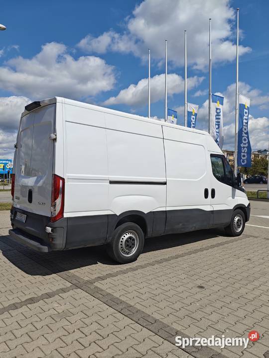 Iveco 35S12 L2H2