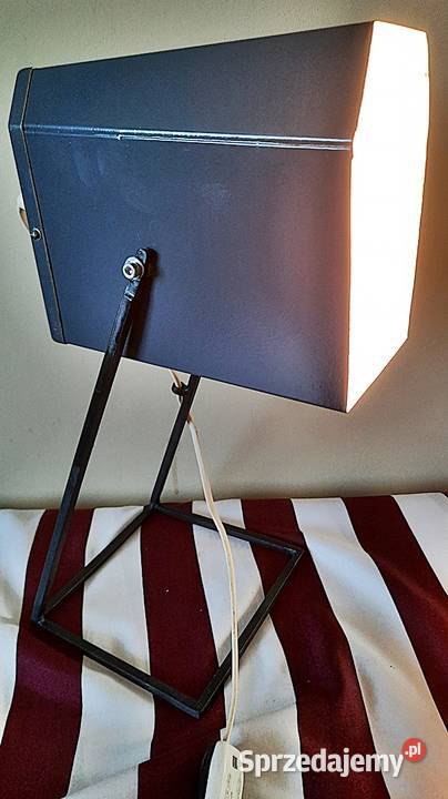 Lampa na biurko 2 projekt kreatywny Ostrów Wielkopolski