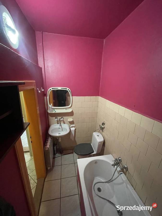 Dom z działka 1700m2 mieszkalny Ćmielów