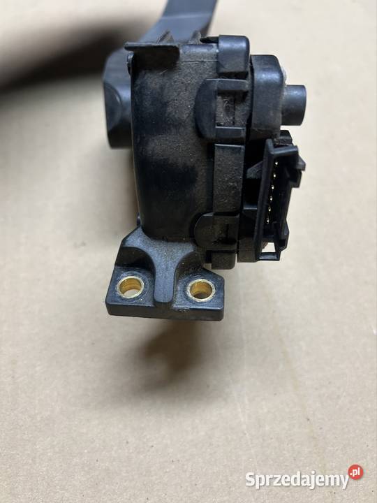 Potencjometr pedal gazu Passat b5 16 8d1721523a osobowe Grudziądz sprzedam