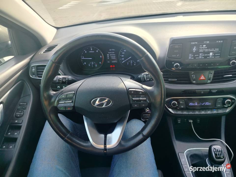 Hyundai i30 bezwypadkowy ładny Warszawa sprzedam