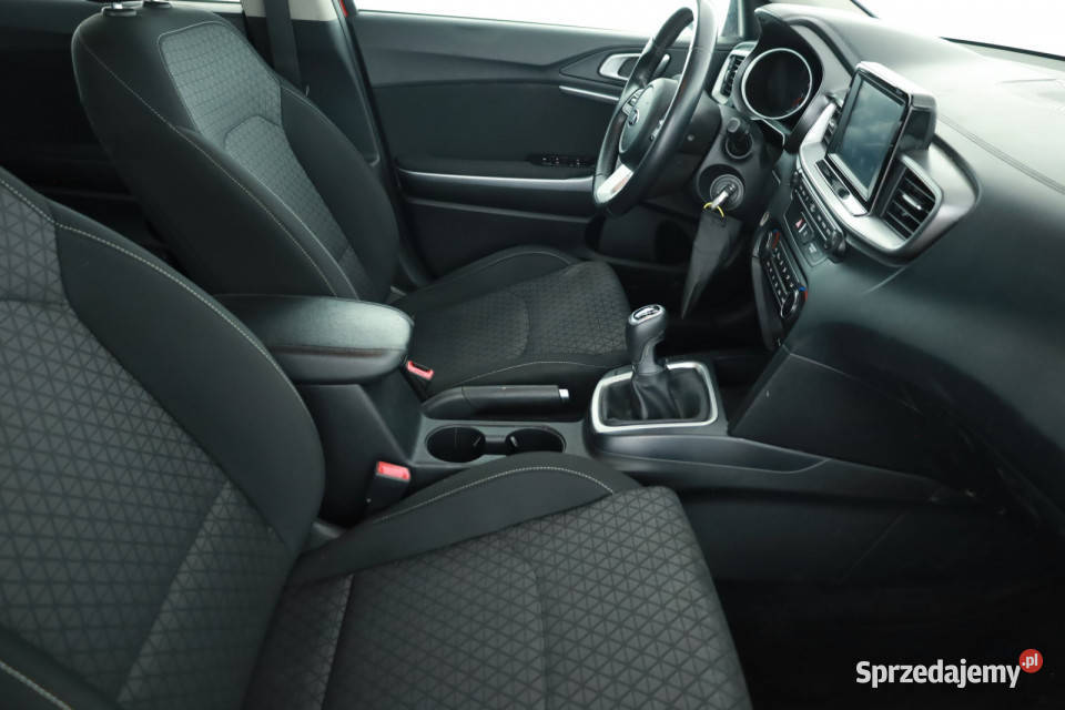 Kia Ceed 14 TGDI czerwony Piaseczno