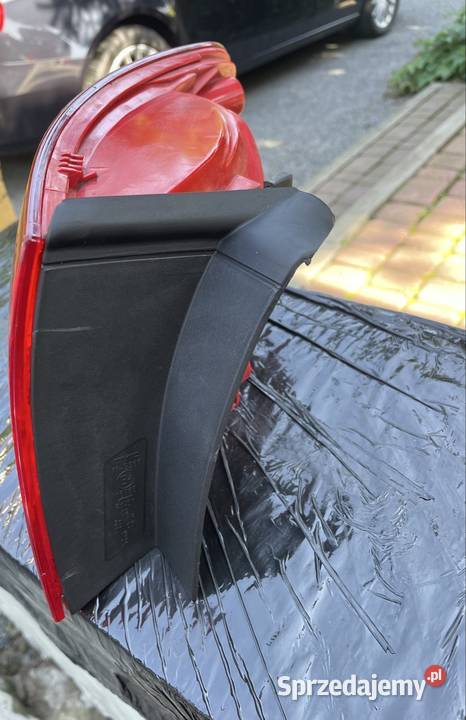 Lampa Lewa tył Audi A4 B8 kombi avant lift 2012