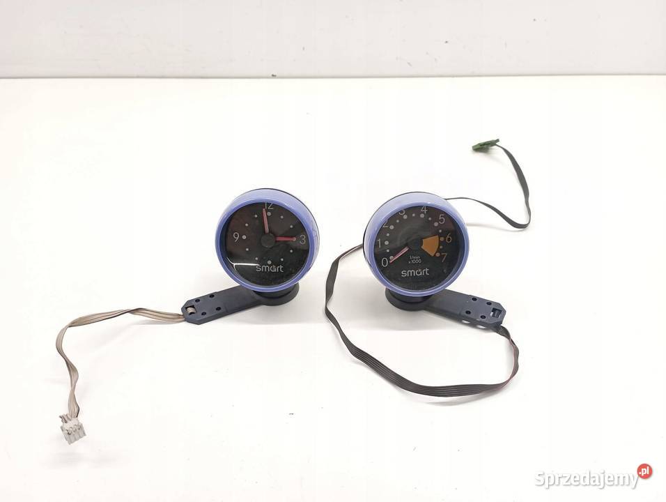 LICZNIK OBROTOMIERZ ZEGAREK Smart Fortwo I