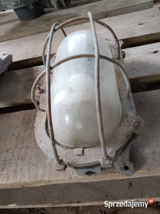 Lampa żeliwna industrialna kanałowa loft PRL Mirzec sprzedam