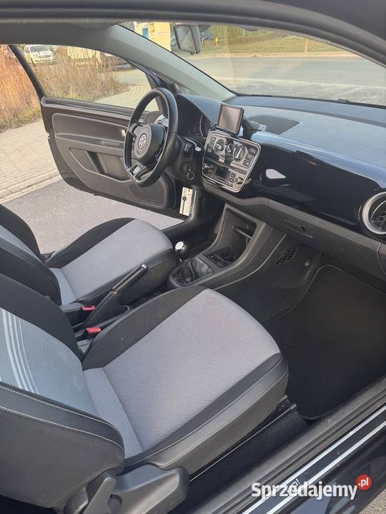 Sprzedam VW UP stan