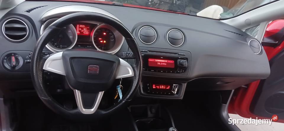 Sprzedam Seat Ibiza 16 mpi 14900 pełen serwis z 247000km Strzegowo