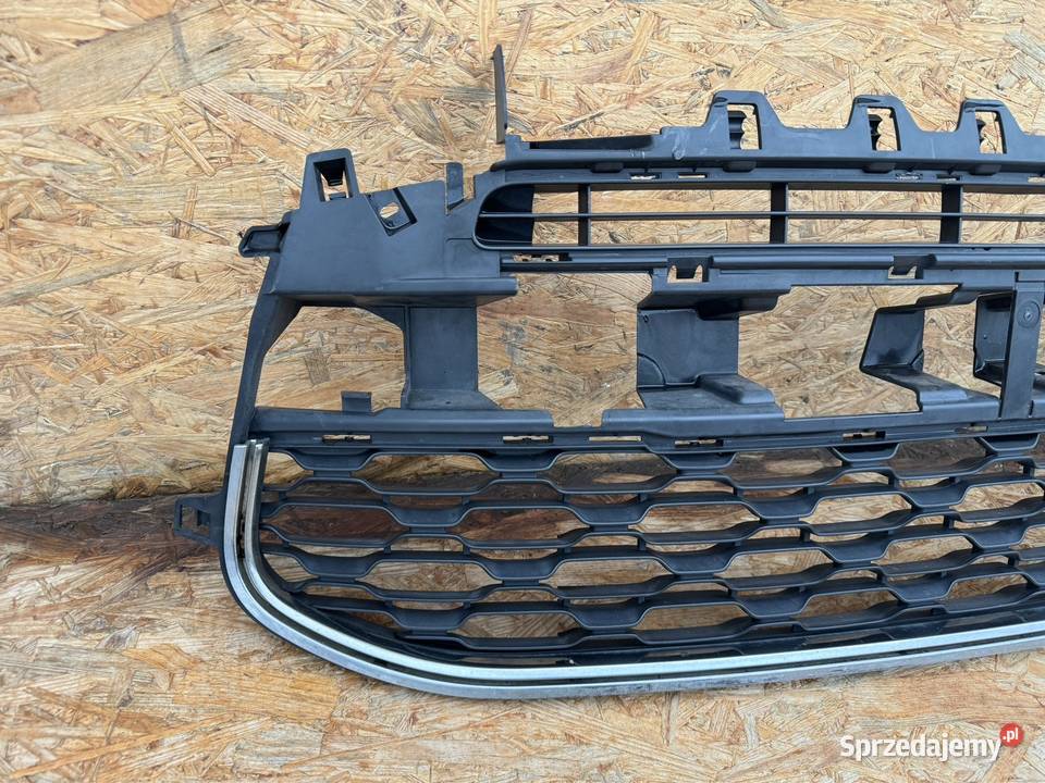 Środkowa kratka zderzaka przód citroen c4 grand osobowe