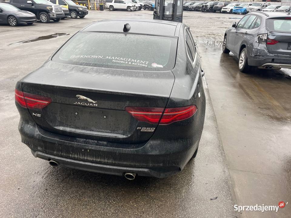 Jaguar Xe S AWD uszkodzony w Polsce