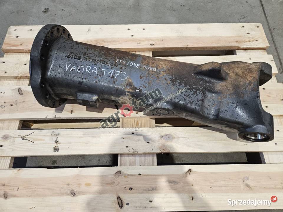 Obudowa mostu przedniego LH Valtra T173 T171