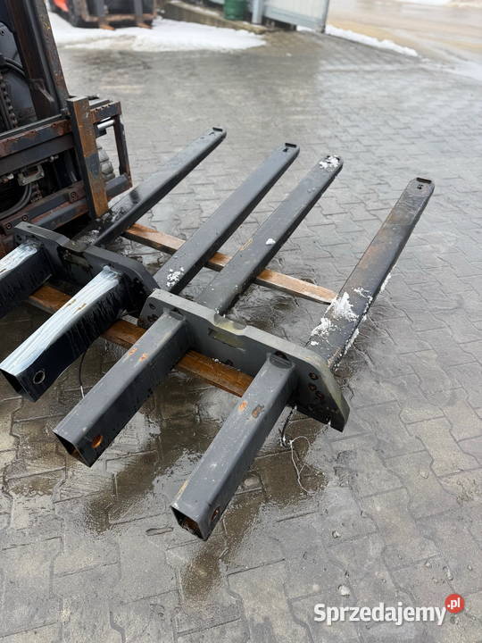 widły do ciągnika TUR ładowarka paleciak z