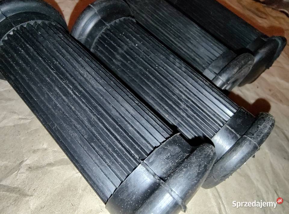 Gumy podnóżek kierowcy i pasażera Ural M62 M63 wielkopolskie