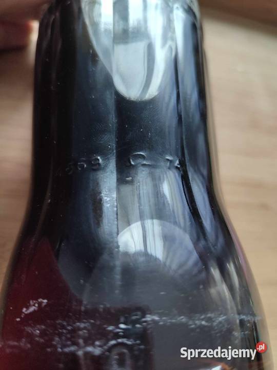 Coca Cola z 1974 roku w butelce zakapslowanej i sprzedam