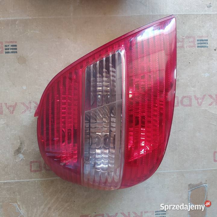 Lampa lewa prawa tył Toyota Avensis T22 hb mazowieckie Sokołów Podlaski