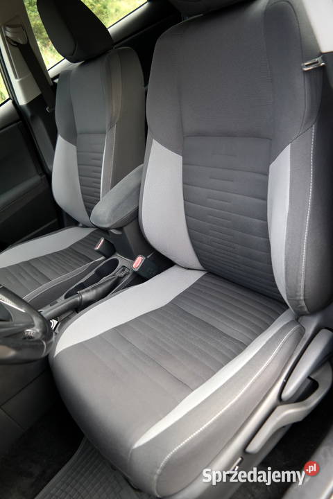 Toyota Auris 16 kombi benzyna Salon polska mazowieckie Grójec