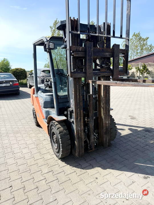 wózek widłowy TOYOTA 8FDF25 Diesel TRIPLEX 47m Działoszyn