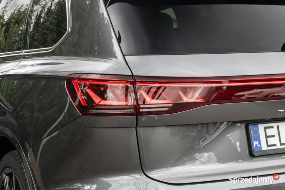 Volkswagen Touareg RLine 30 V6 TFSI 4Motion 340 łódzkie