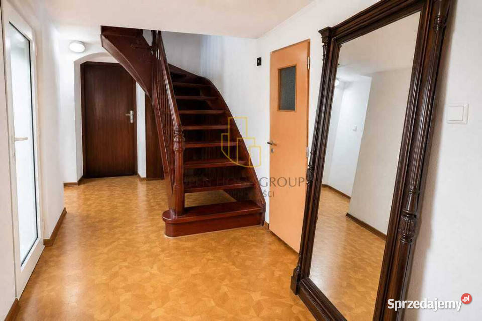 Wolnostojący dom Maciejowa z garażem garaż Sprzedaż Jelenia Góra