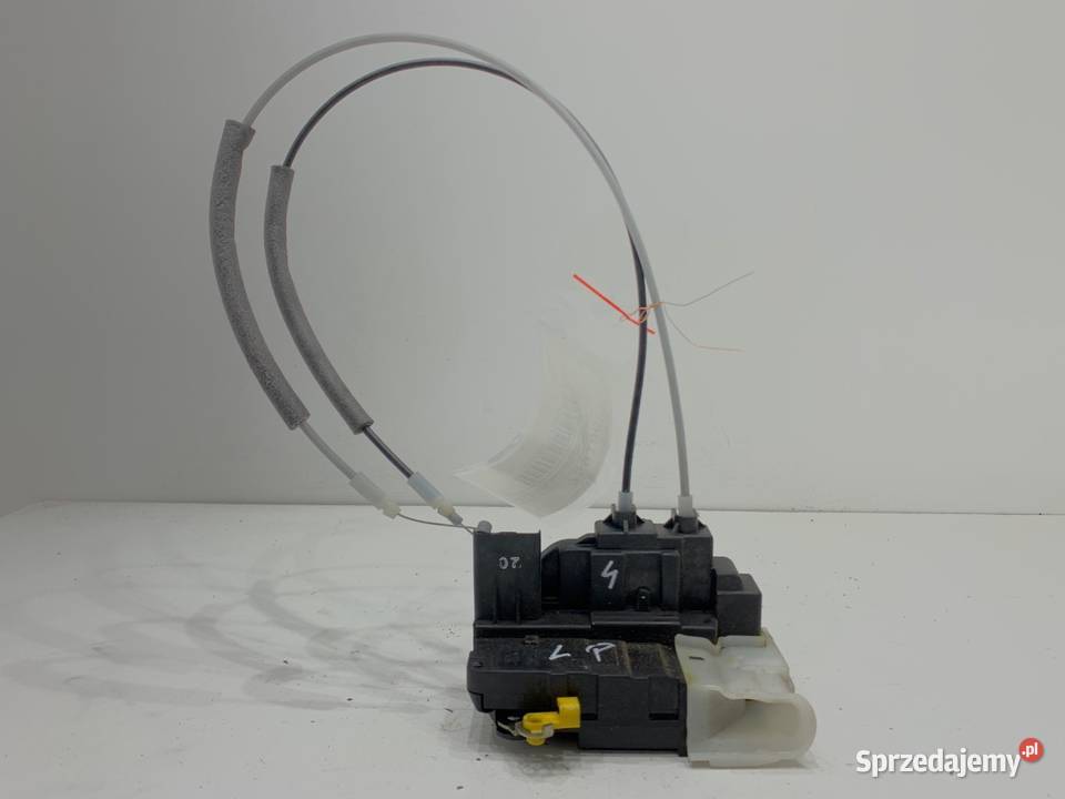 ZAMEK DRZWI LEWY PRZÓD HYUNDAI i20 Hatchback podkarpackie sprzedam