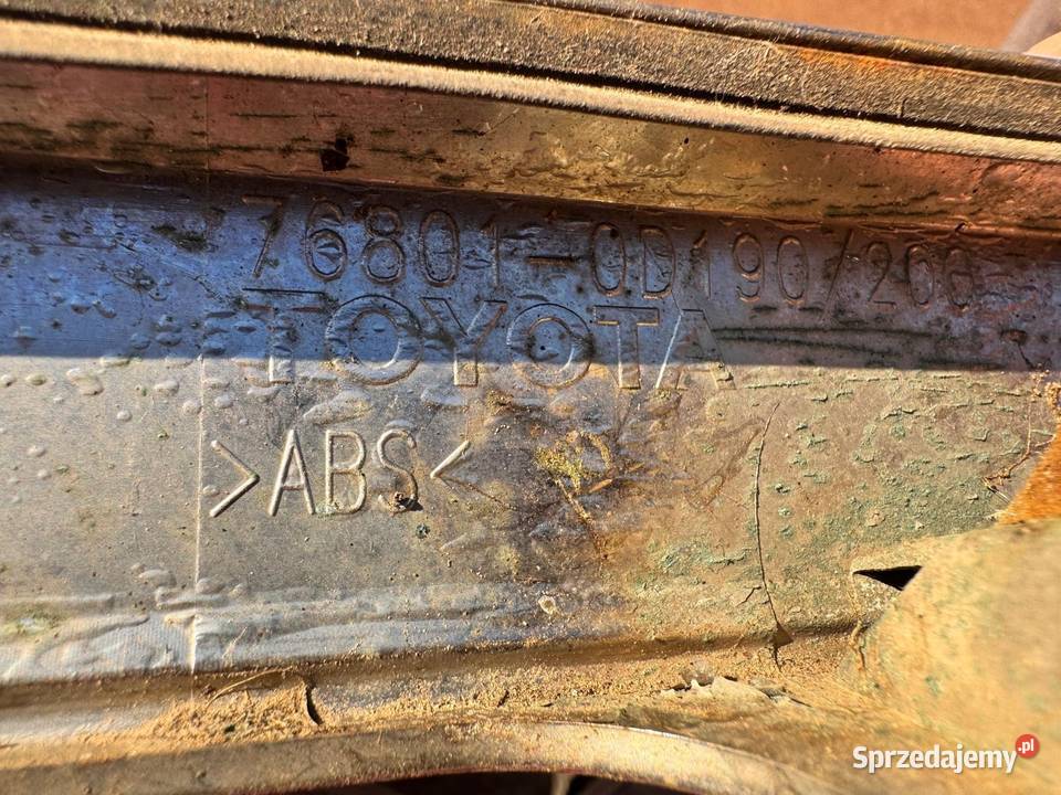 Blenda listwa tylnej klapy chrom Toyota Yaris Listwy i nakładki Brzesko