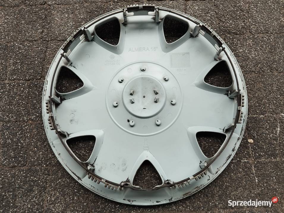 Kołpak Nissan 15 40315BN700 pojedyncza sztuka Kamieniec