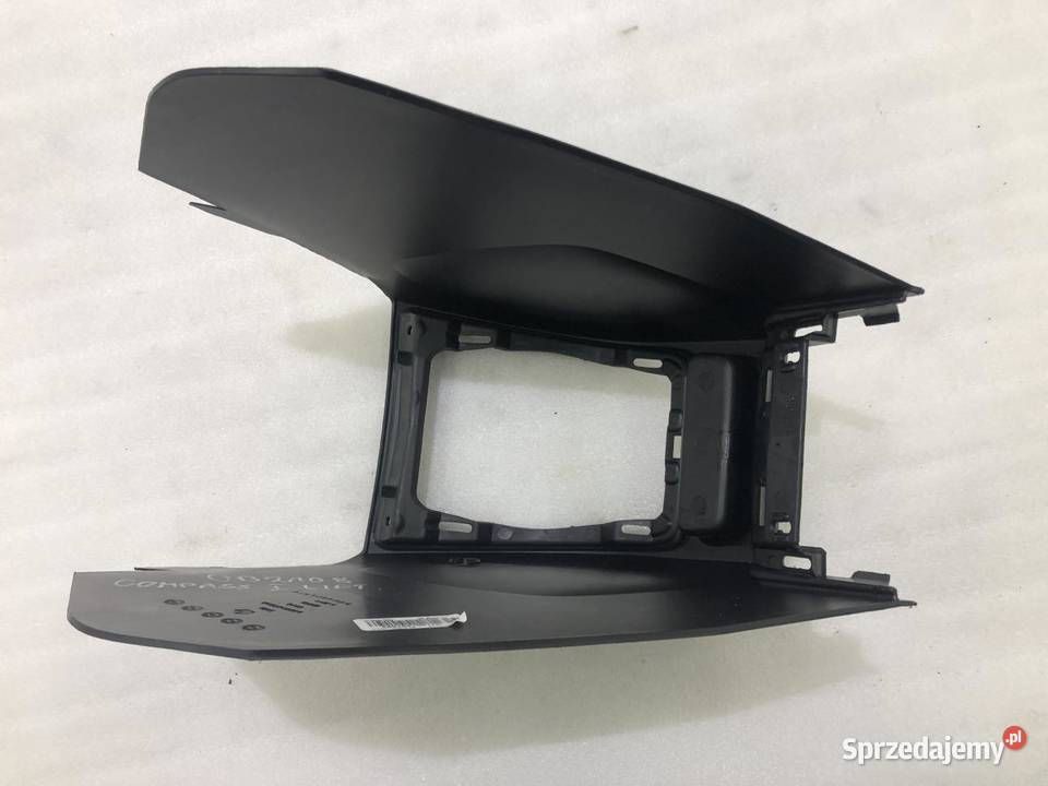 TUNEL ŚRODKOWY JEEP COMPASS I LIFT osobowe wielkopolskie sprzedam