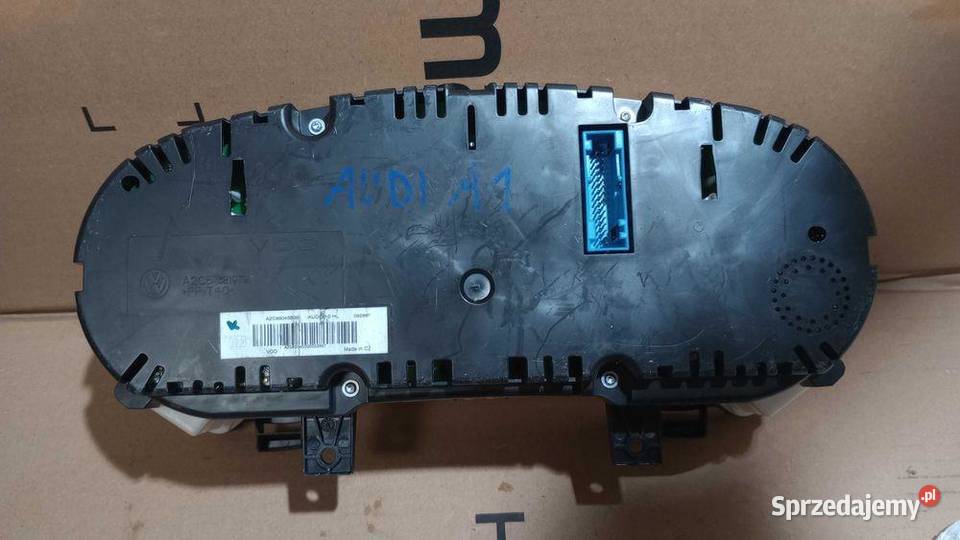Licznik Zegary Audi A1 8X Europa Benzyna osobowe sprzedam
