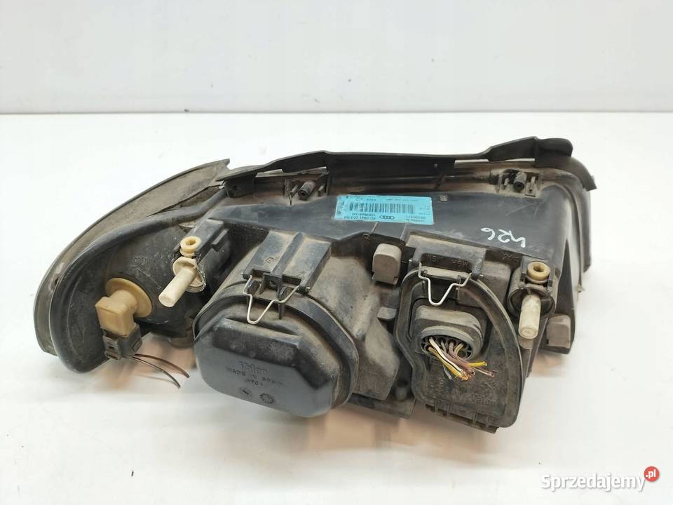 LAMPA PRZÓD LEWA EU LIFT 8D0941003AK Audi A4 I świętokrzyskie sprzedam