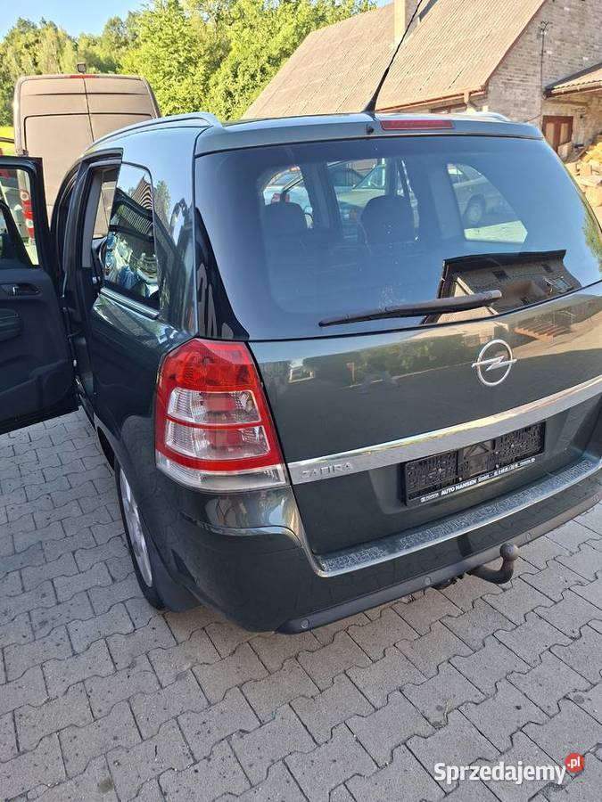 Opel Zafira 18 benzyna niski przebieg automat 7 świętokrzyskie Ostrowiec Świętokrzyski