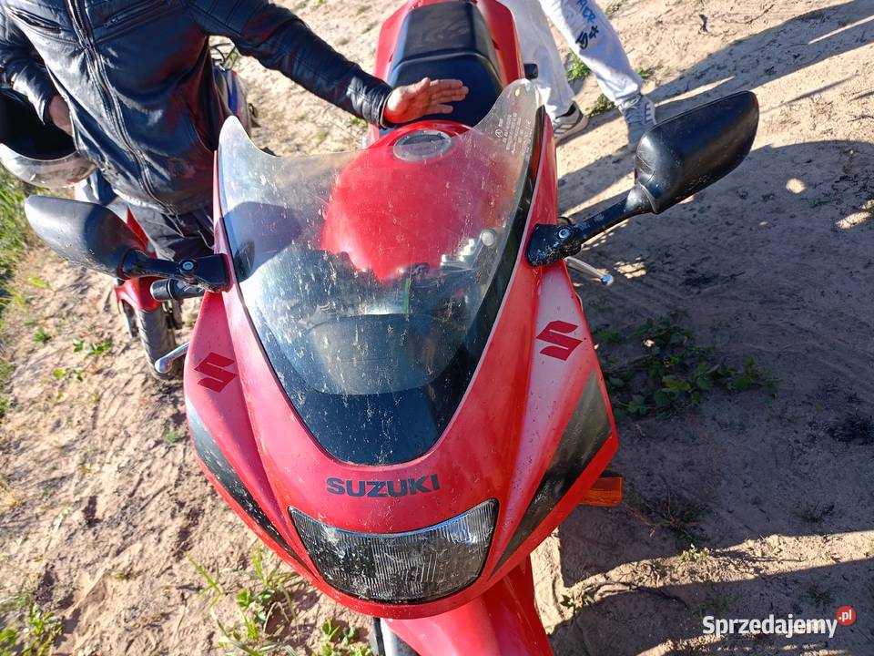 Suzuki RF600r