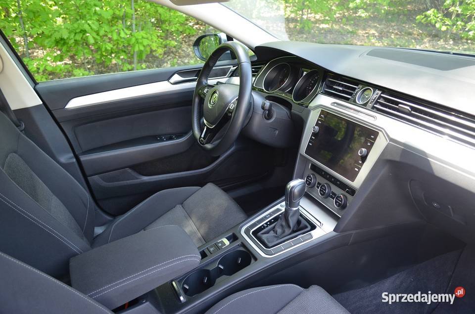 Volkswagen Passat 20 TDI Comfortline DSG7 gniazdo SD Warszawa