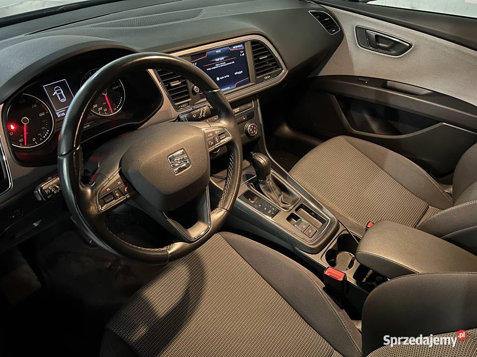 Seat Leon ST 2017 14 TSI Automat DSG lakier metallic Warszawa