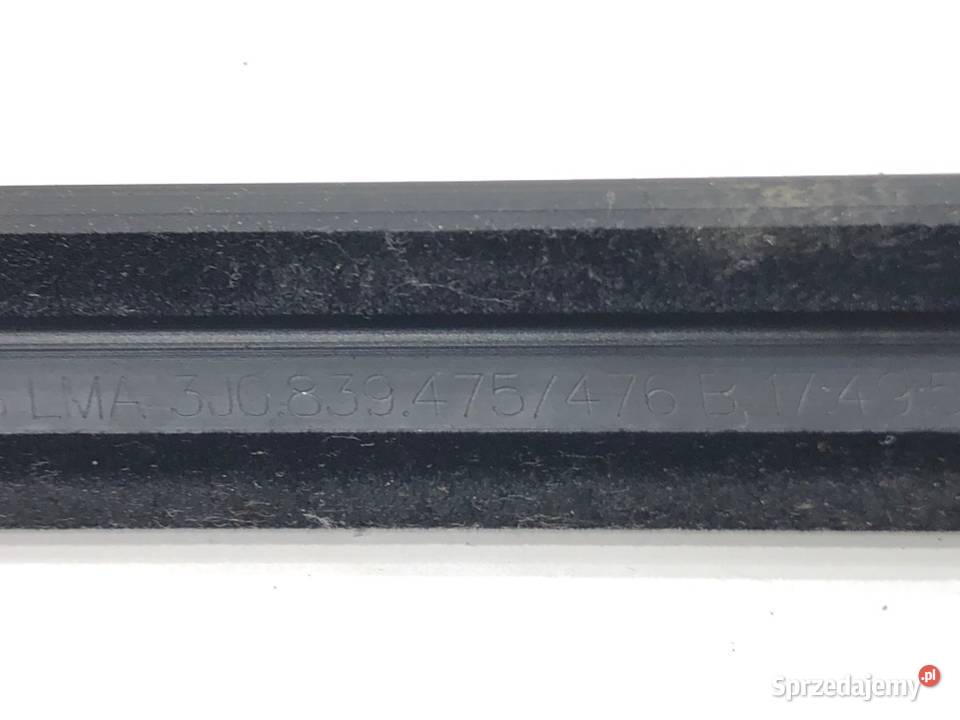 LISTWA ZGARNIAJĄCA TYŁ PRAWA SKODA SUPERB IV Listwy
