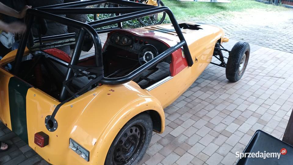 Auto na trackdaye do odbudowy Lotus Seven uszkodzony Rzeszów