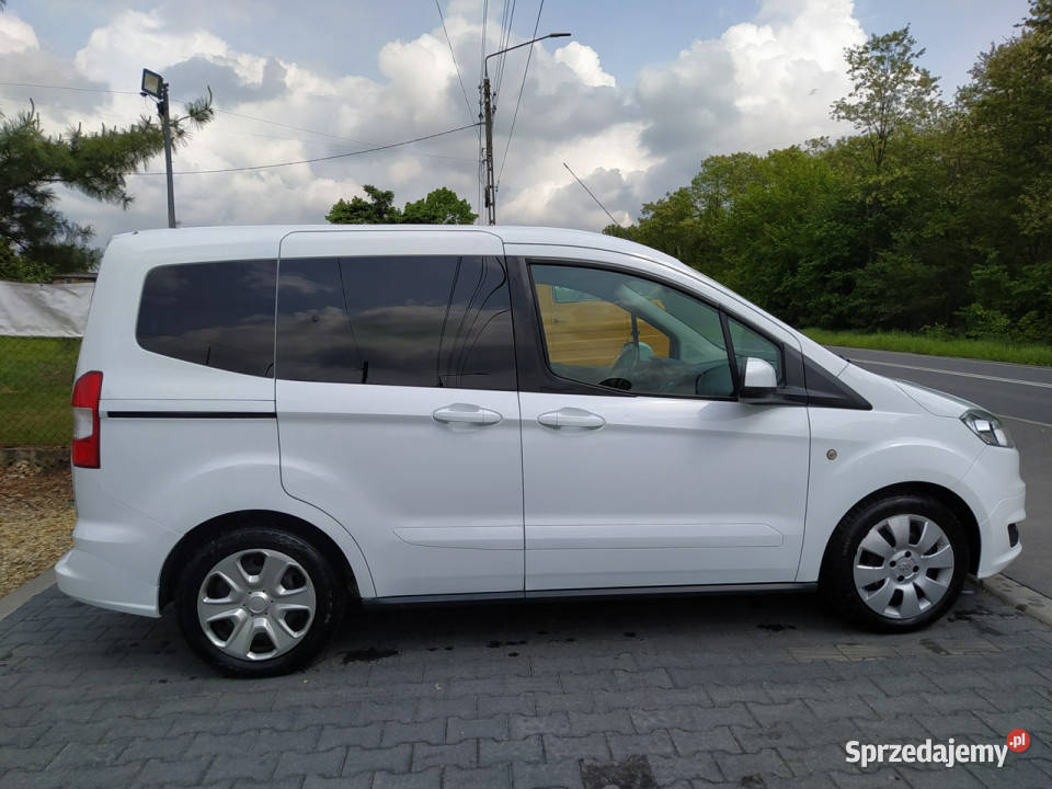 Ford Tourneo Courier Z OBU STRON DRZWI PRZESUWNE światła do jazdy dziennej śląskie