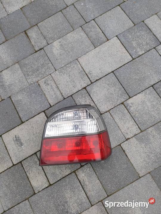Prawa lampa Golf 3 III Książenice