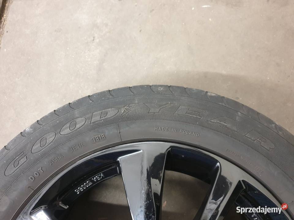 2 19560 R16 89H GoodYear Efficient Grip Katowice