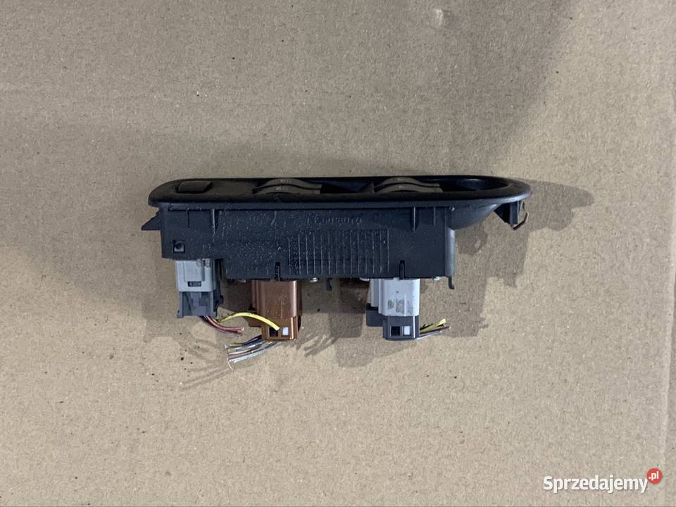156018070 panel przełącznik szyb renault megane Szczecin