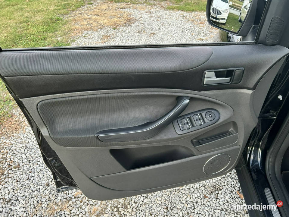 Ford Kuga I 20082012 garażowany