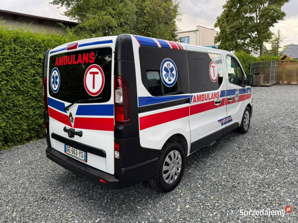 ambulansy Renault Trafic Renault Trafic 2022 wielkopolskie Gostyń