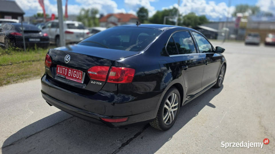 Volkswagen Jetta automat ledy salon polska łopatki zmiany biegów Lębork