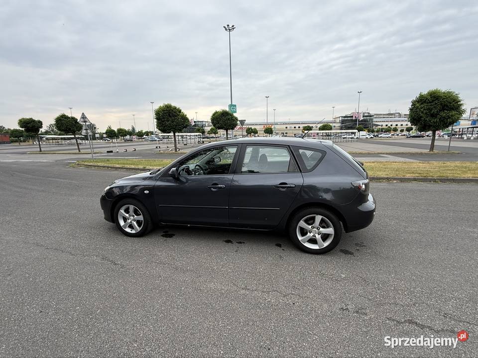 Mazda 3 2006 16 benzyna nowe progi 240000km Motoryzacja