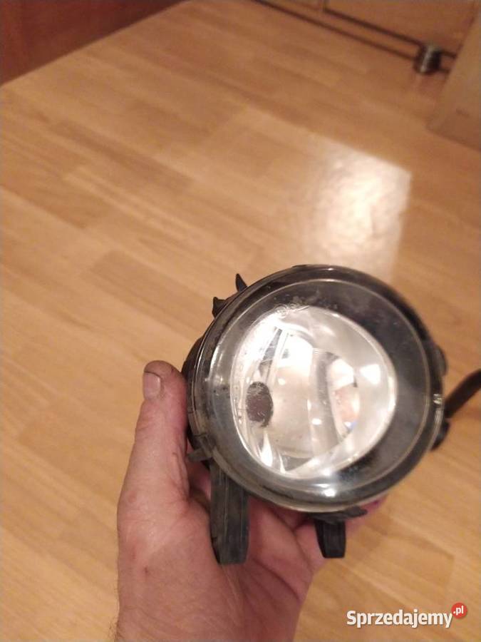 Halogen prawy BMW 1 f20 213031 oryginal