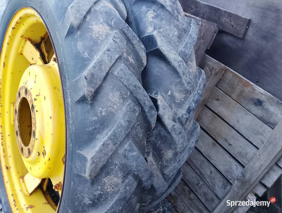 Koła 9536 John Deere Turobin