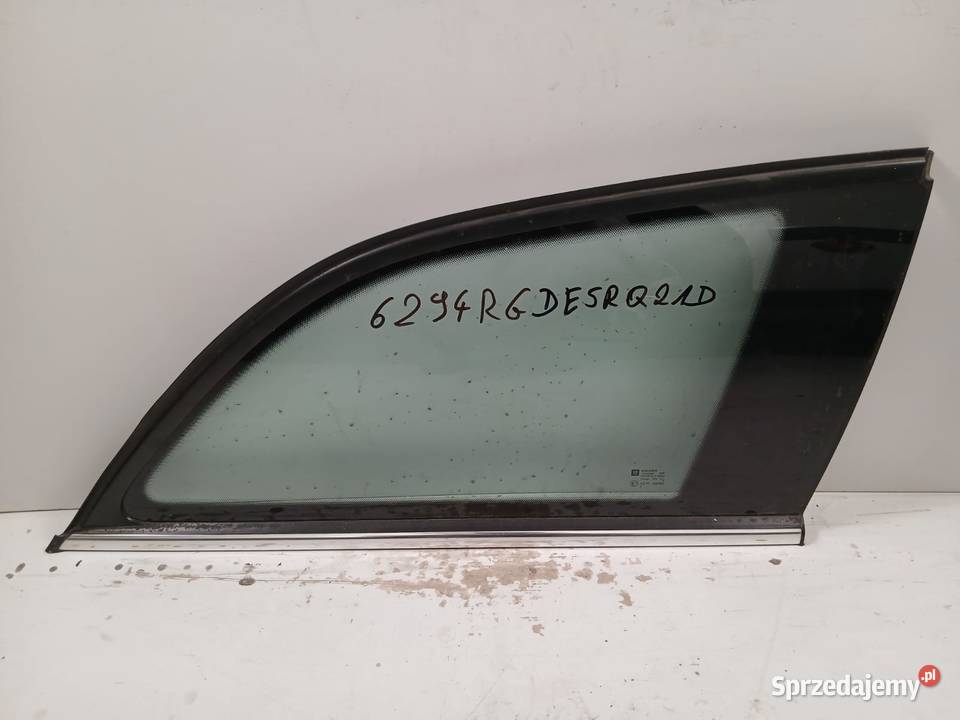 Szyba Drzwi Prawa Tylna Karoseryjna Opel Vectra osobowe Bralin