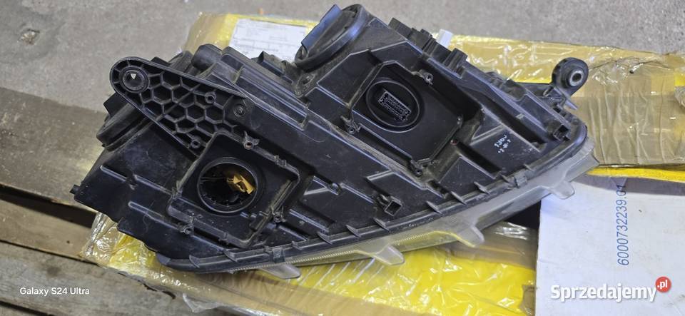 Octavia 3 lampy bi xenon osobowe Namysłów sprzedam