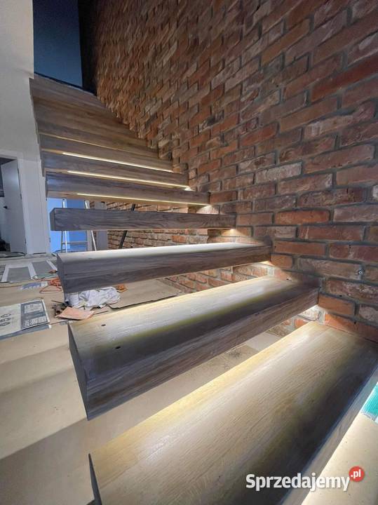 schody loft konstrukcja stelaż półkowe metal