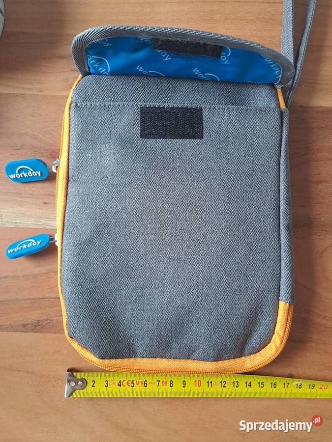 Saszetka podróżna na suwak sprzedam