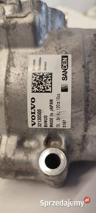 VOLVO XC40 SPRĘŻARKA KLIMATYZACJI 32130500